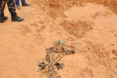 Libya Terhune’de 2 mezar daha bulundu
