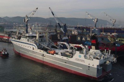 Rusya’nın balıkçı gemisi Yalova’dan