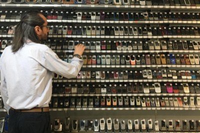 2 bin 779 telefonlu koleksiyoner Guinness’e göz kırptı