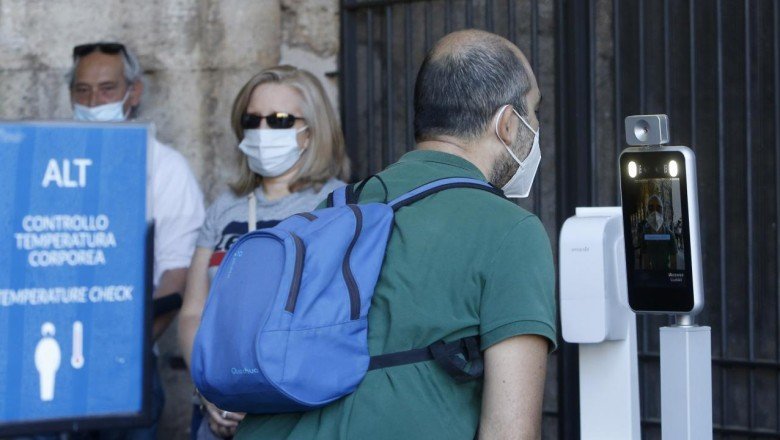 İtalya’da günlük vaka sayısı 11 bini geçti
