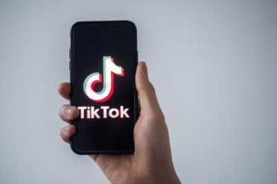 Pakistan’da TikTok yasağı yeniden kaldırıldı