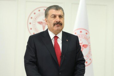 Sağlık Bakanı Koca’dan saldırıya uğrayan doktora ilişkin paylaşım