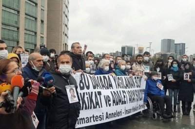 Cumartesi Anneleri yargılanıyor: “Kontgerilla şefleri, işkenceciler değil biz yargılanıyoruz”