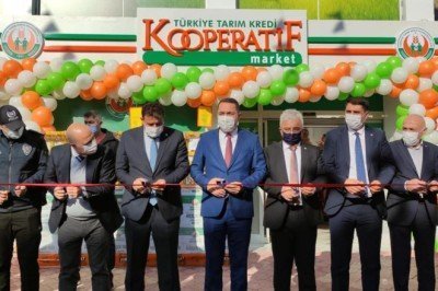 Tarım Kredi Kooperatif Marketin 561’inci şubesi Nurdağı’nda açıldı
