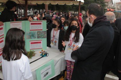 Beypazarı’nda TÜBİTAK 4006 Bilim Fuarı açıldı