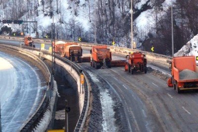 ‘Turuncu ekipler’ kar ve buzlanmayla mücadeleye hazır