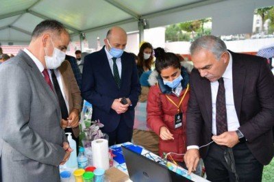 “4007 TÜBİTAK Bilim Şenliği” projesi Fatih’te düzenlendi