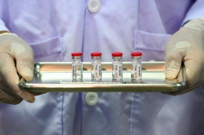 “Omicron varyantına karşı aşı yapacağız” diye eve giren hırsızlar 50 gram altın çaldı