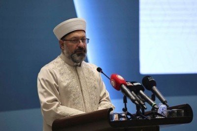 Diyanet İşleri Başkanı Erbaş Güney Kıbrıs Rum Kesimi’nde gerçekleşen saldırıyı kınadı