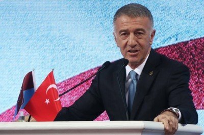 Trabzonspor’da Ahmet Ağaoğlu yeniden başkan