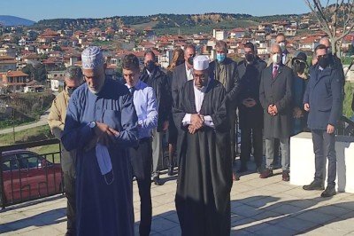 Yunanistan’da Osmanlı mezarlığında bulunan naaşlar defnedildi