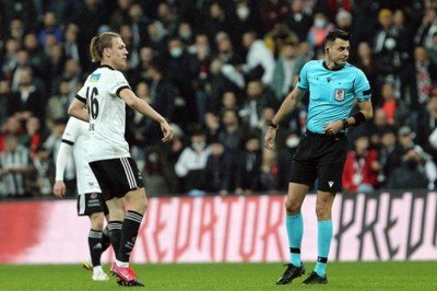Beşiktaş’ta Serdar Saatçı’dan alkışlanacak hareket! Hakem teşekkür etti