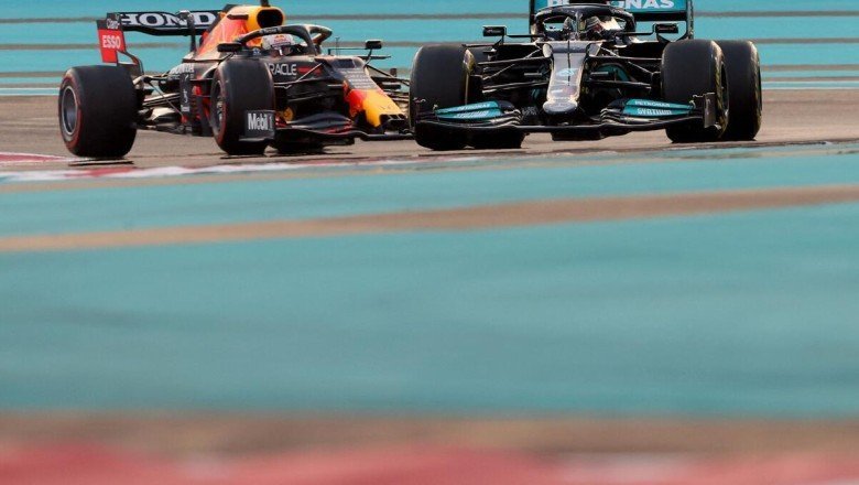 Formula 1’de olay yaratan başlangıç! Verstappen liderliği almak istedi ancak Hamilton…