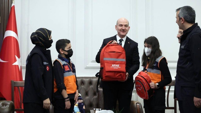 Bakan Soylu’dan gençlere çağrı: AFAD gönüllüsü olun, birlikte çalışalım