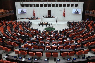 Kurumlara vergi istisnası getiren kanun teklifi TBMM’de