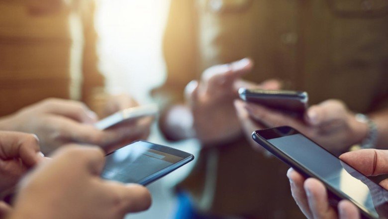 Günde 5 saat mobil uygulamalara ayrılıyor