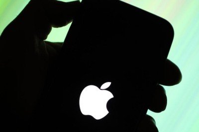Apple’dan Rusya’ya yaptırım: Satışlar durdu