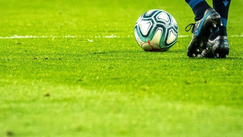 FIFA’da 43’üncü, UEFA’da 19’uncu sıraya gerileyen Türk futbolu eriyor… “Ülkenin topyekun bir futbol politikası, bir stratejisi olmalı”