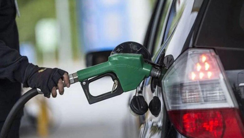 Motorinden sonra bir indirim de benzine!